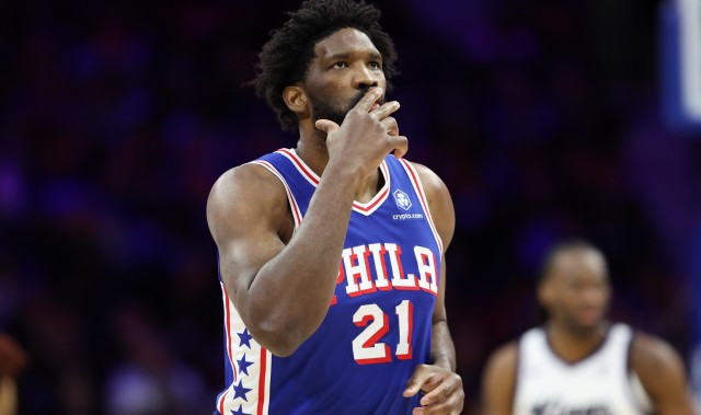 统治级表现！恩比德三节15中11高效砍下30分7板6助1断2帽